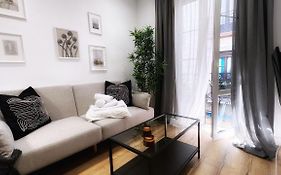 Bilbao Ronda apartamento con balcón Casco Viejo